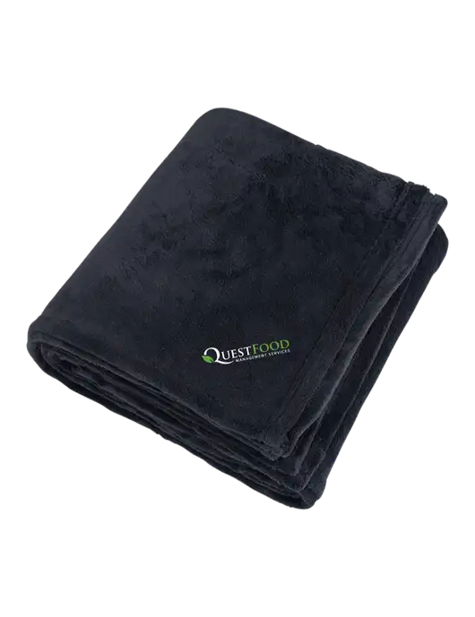 Mountain Lodge Black Blanket w/Quest Food Logo
